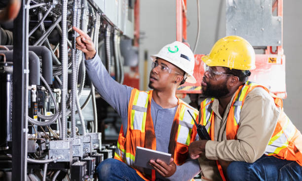 Best 24-Hour Electrician  in Republic, WA